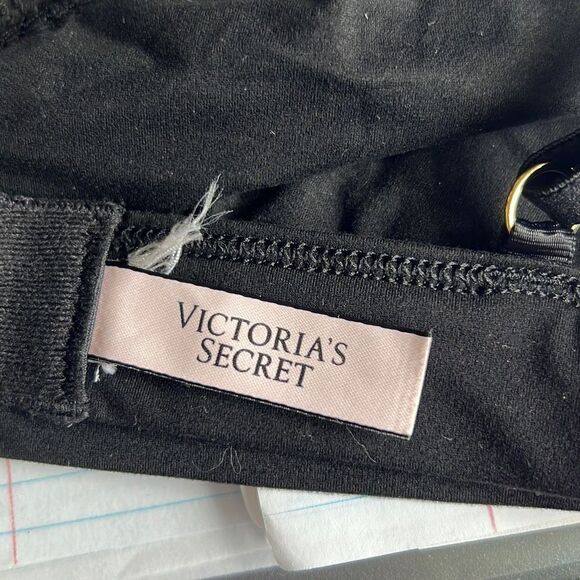 Victoria’s Secret Bralette  - Picture 3 of 3